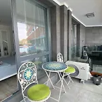 Apartment Paradiso 'b' 108 Private Cozy *