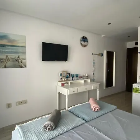 Paradiso 'b' 108 Private Cozy דירה