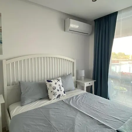 Paradiso 'b' 108 Private Cozy דירה *