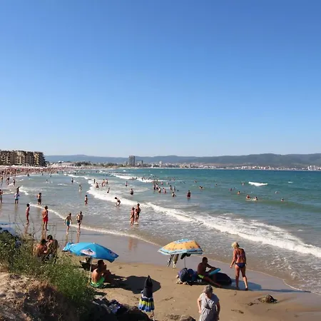 Apartment Paradiso 'b' 108 Private Cozy *