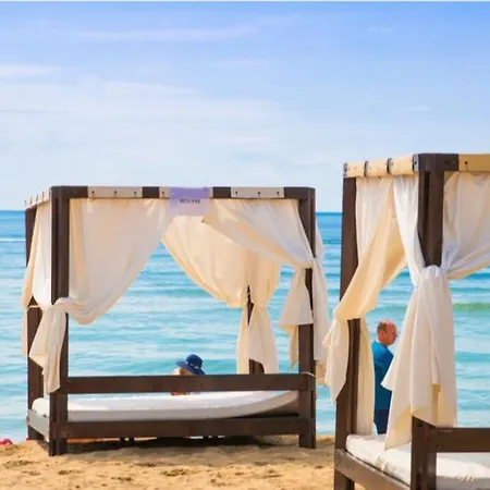 Paradiso 'b' 108 Private Cozy דירה נסבר
